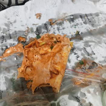 Yetersiz Pişmiş Tavuk Döner Ve Hijyen Sorunu Nedeniyle Ücret İadesi Talebi
