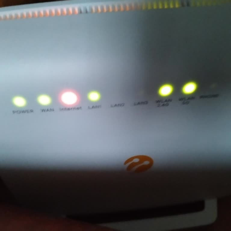 Sürekli İnternet Ve TV Kesintileri İçin Kalıcı Çözüm Talebi