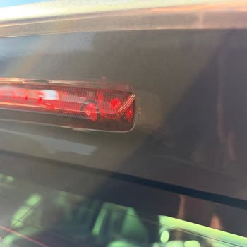 Garanti Altındaki Seat Ateca'da Üçüncü Stop Lambası Değişimi Reddedildi