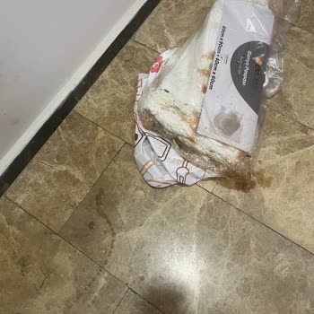 Evidea Banyo Paspası Kirlilik Ve Hijyen Sorunu İle Teslim Edildi
