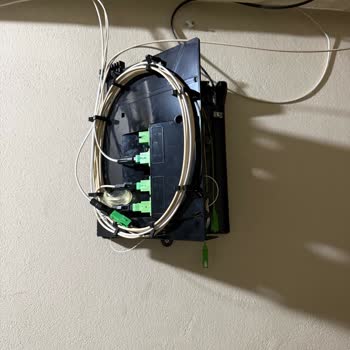 Yanlış Zamanlı Kurulum Ve Açık Bırakılan Apartman Kutusundan Kaynaklanan Sürekli İnternet Kesintisi