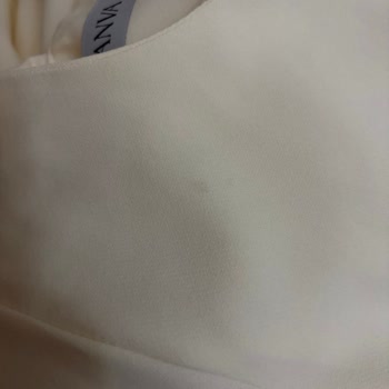 Bybusracenk Instagram Sayfası'ndan Gelen Lekeli Ve Astarsız Elbise İçin İade Talebi