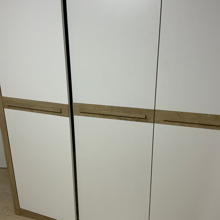 Gardırobun Kapak Sorunu Çözülmedi, Ücretsiz Değişim İstiyorum