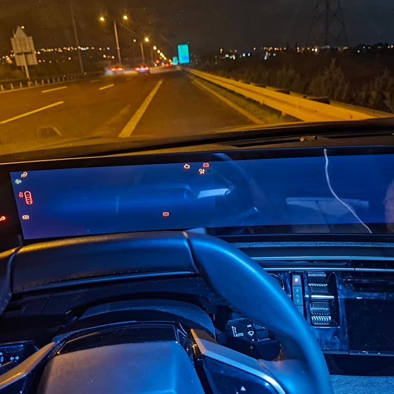 Garanti Kapsamındaki Peugeot 3008 İçin Yetersiz Çekici Desteği Ve Uzak Servise Yönlendirme
