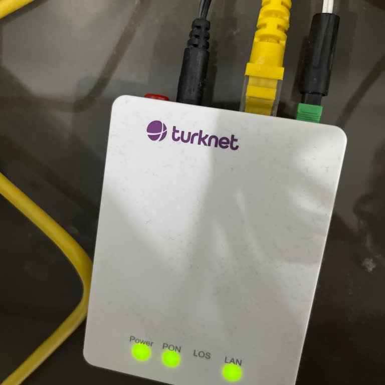TurkNet Fiber Altyapı Sorunu Nedeniyle Bina İçinde Kesintili İnternet Ve Acil Çözüm Talebi