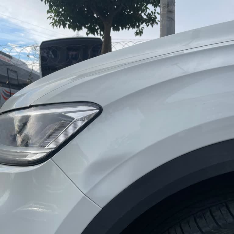 Avcılar Belediyesi Çöp Kovası Volkswagen T-Roc Çamurluğuna Çarptı, Göçük Masrafı Karşılanmalı