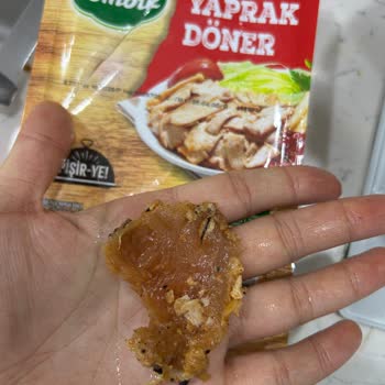 BİM Tombik Piliç Dönerinde Çiğ Tavuk Parçaları Ve Toplu Hijyen Sorunu