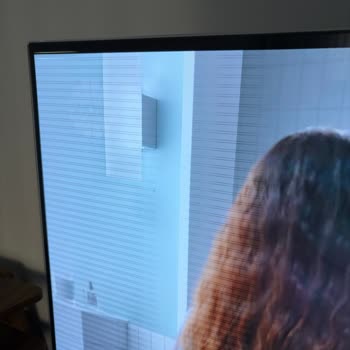 LG OLED TV'de Yatay Çizgiler Ve Cevapsız Satış Sonrası Servis