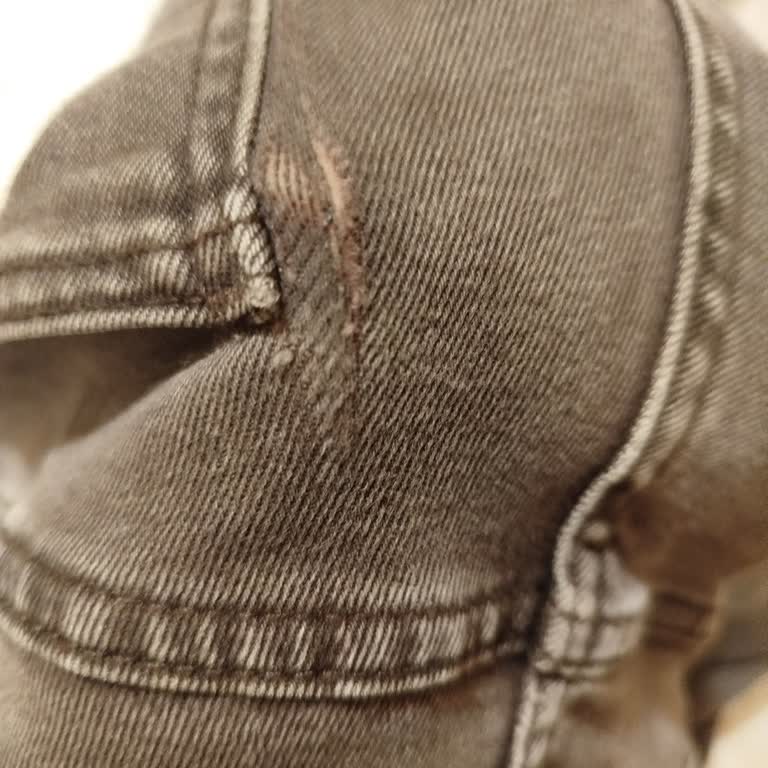 Pierre Cardin Garanti Kapsamındaki Yırtılan Pantolonun Ücretsiz Değişimi Reddedildi