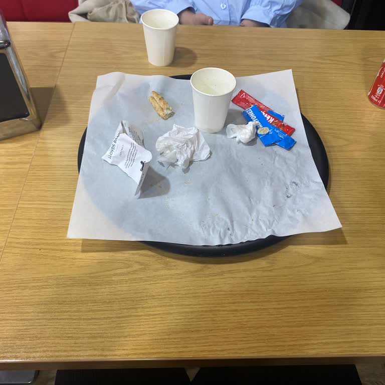 Domino's Şubesinde Eksik Malzemeler Ve Yanıltıcı İçecek Miktarı Nedeniyle Geri Ödeme Talebi