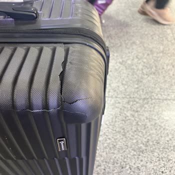 Anadolu Jet Kırık Valiz Sorunu Ve Telafi İsteği