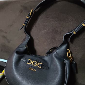Boyner'den Aldığım Guess Çantası Sapı Kısa Sürede Soyuldu Ve Kalite Sorunu