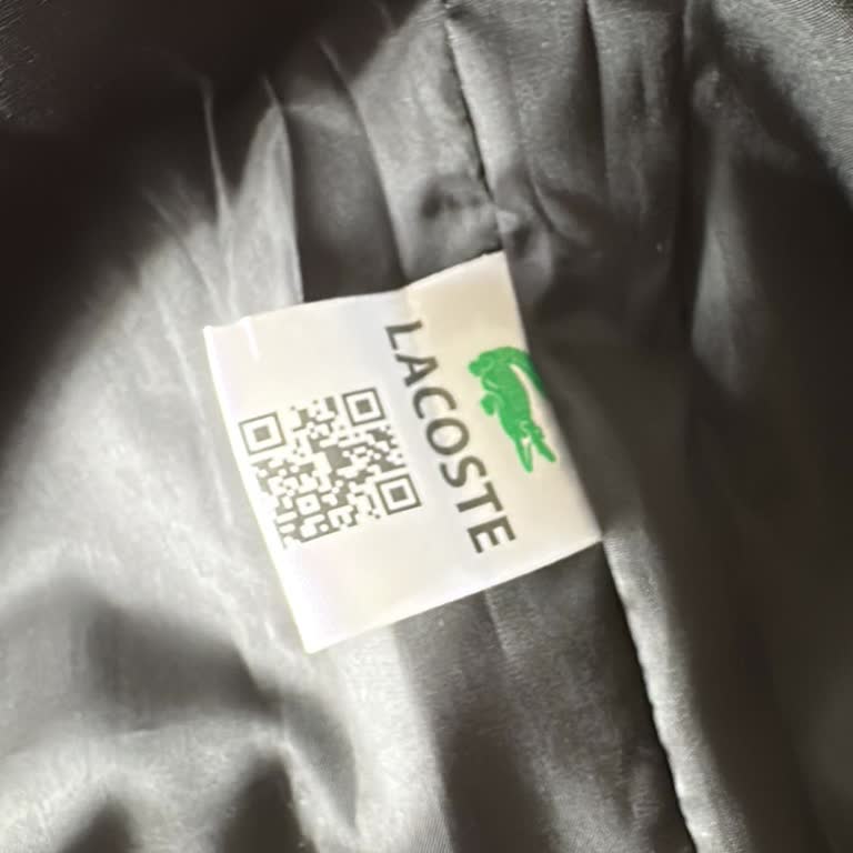 Colored__Shoes Sahte Lacoste Yağmurluk Ve Alo Takım İçin 17.000 TL Tam İade Talebi