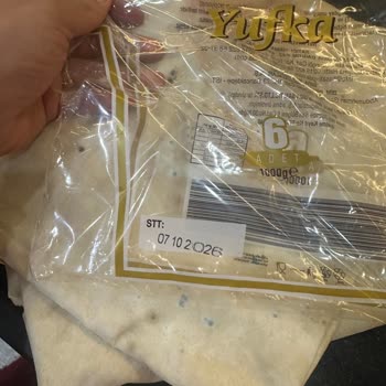 Konya Ereğli BİM Şubesinde Bozulmuş Tavuk Ve Küflü Yufka Satışı
