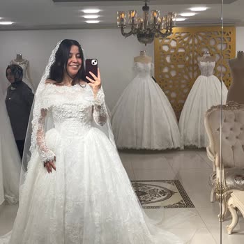 Elisa Sposa’da Kiralanan Gelinlik Seçilen Modelden Farklı Çıktı Ve 55 Bin TL İade Talebi