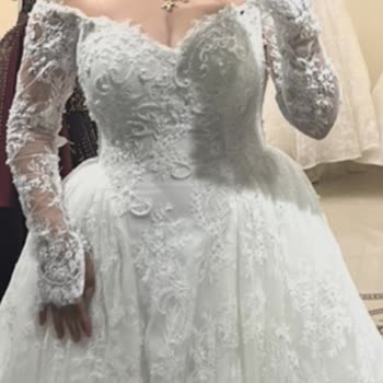Elisa Sposa’da Kiralanan Gelinlik Seçilen Modelden Farklı Çıktı Ve 55 Bin TL İade Talebi