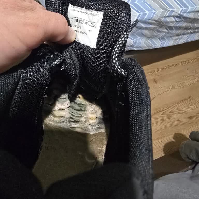 Deichmann Ayakkabısında Erken Çökme, Üretim Hatası Reddedildi - Değişim Talebi