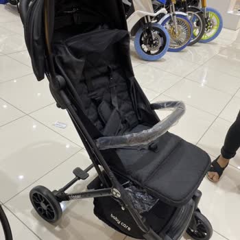 Evkur'da Alınan Teşhir Bebek Arabasında Rüzgarlık Ve Ayak Örtüsü Eksik Ve Çözüm Reddi