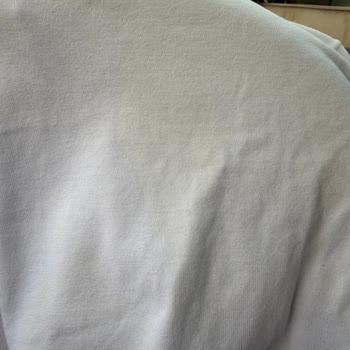 Mavi Van AVM'de Üretim Hatası İddialı Tişört İçin Çelişkili İnceleme Ve Mağduriyet