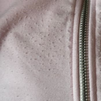 Zara Online Mağazasından Alınan Sweatshirt Hemen Tüylenip Tiftik Tiftik Oldu Ve İade Talep Ediliyor