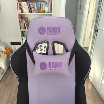 Hawk Gaming Chair’da Bel Ve Kafa Yastıkları Kayıyor