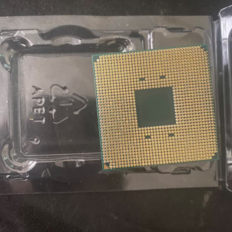 Hasarlı Ryzen 5 5600 İşlemci İçin Hızlı Değişim Veya Ücret İadesi Talebi