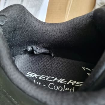 Skechers Arch Fit Kadın Ayakkabısında İç Astar Yırtılması Ve Değişim Reddi