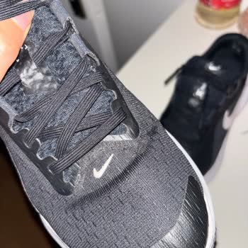 Nike Ayakkabısının File Kısmının Erken Yırtılması Ve Değişim Talebi