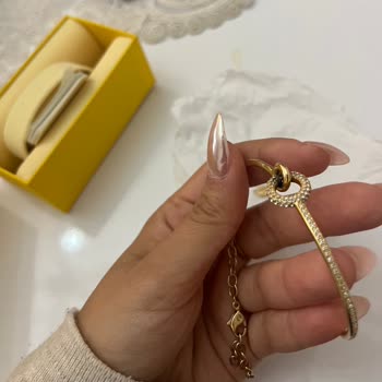 Garanti Kapsamındaki Swarovski Bilekliğin Kırılması Ve Mağaza Çözüm Sunmaması