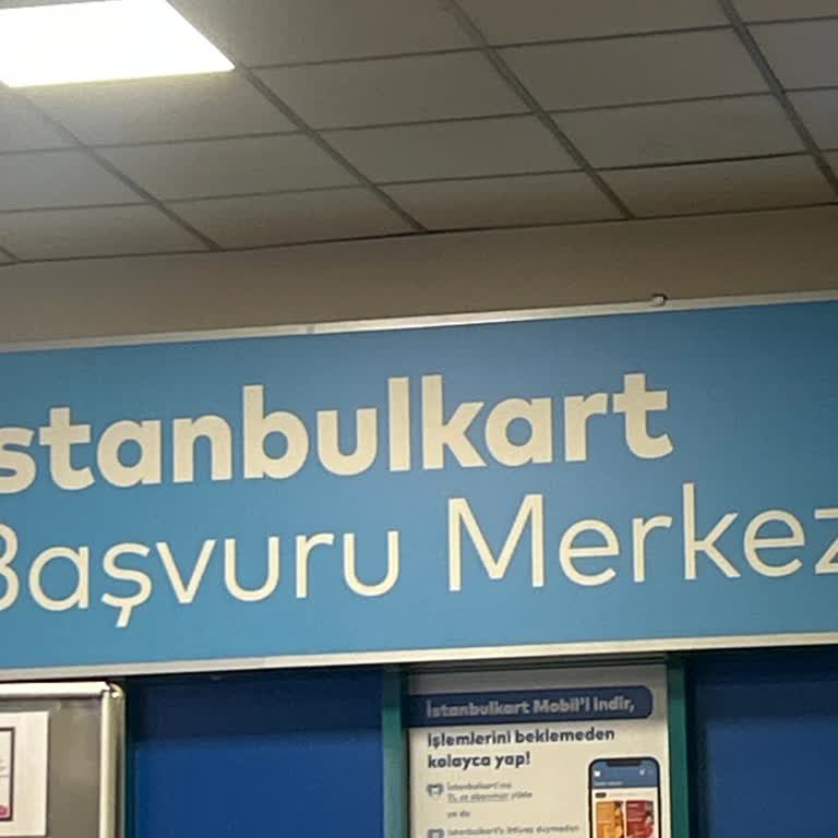 İstanbulkart Başvuru Merkezinde Personelin İlgisiz Ve Aşağılayıcı Tutumu