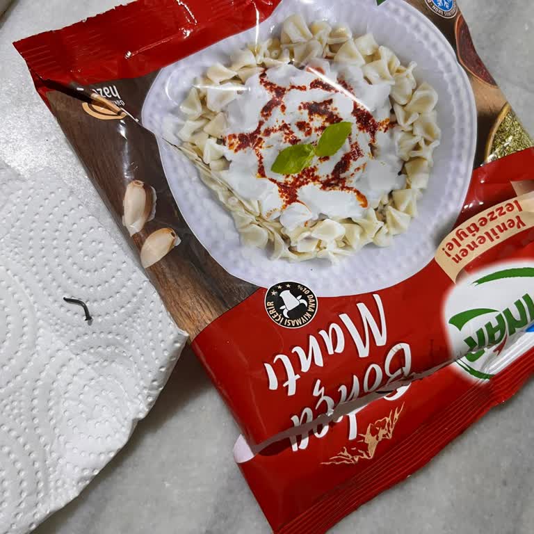Pınar Boncuk Mantı İçinden Çivi Çıktı: İkizler Market’te Sağlık Riski