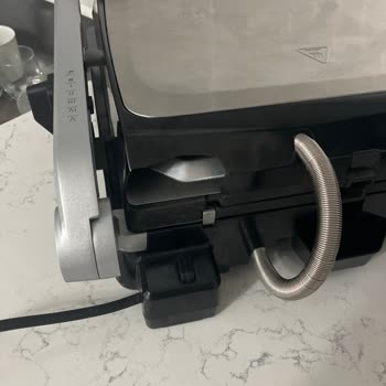 Philips Tost Makinesinin Parçası Kısa Sürede Kırıldı Ve Garanti Dışı Ücret İstendi