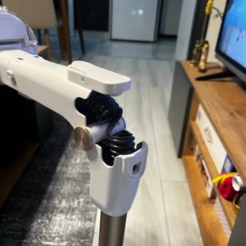 Shark Dikey Süpürge Flex Borusunda Yırtılma Garantide Çelişkili Açıklamalar
