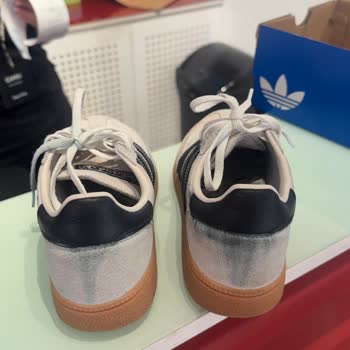 Adidas Spezial Ayakkabısının Yağmurda Boya Çözülmesi Ve Tekrarlayan Kalite Problemi