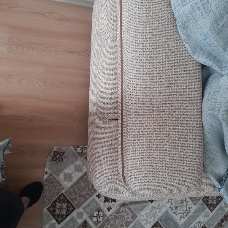 Denizli Sevindik Şubesi Gündoğdu Mobilya’da Çapraz Kol Dayama Kısımlı Koltuklar İçin Değişim Talebi