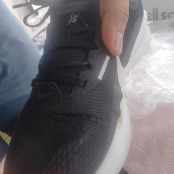 Trendyol’da Nike Downshifter 13 Ayakkabısında Erken Yırtılma Ve Kullanıcı Hatası Reddi