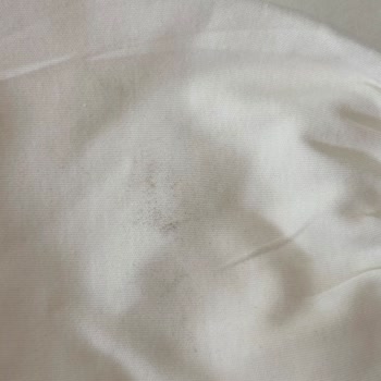 Anniskomi Bebek Takımının Çamurlu Ve Lekeli Gelmesi Ve Satıcının Reddi