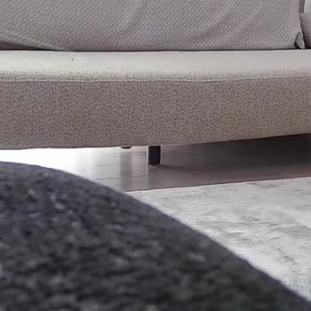 Bursa İnegöl HYS Mağazası’ndan Deforme Masası Ve Çöken Koltuklar, Fiyat Düşüşüyle Çözüm Bekliyor