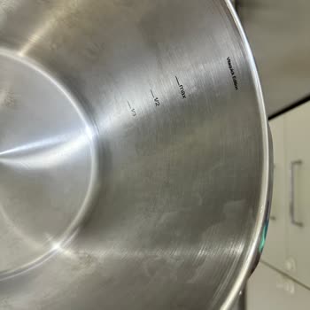 Fissler Düdüklü Tencerenin Valf Sorunu Ve Kalıcı Lekeler Nedeniyle Tam İade Talebi