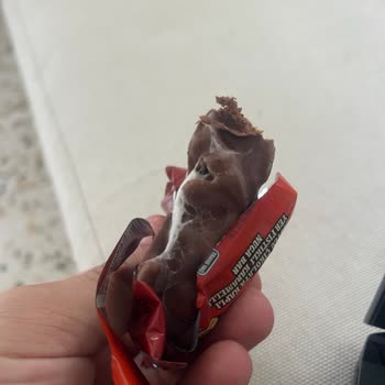 Eti Canga Çikolatasında Çocuğumun Sağlığını Tehlikeye Atan Yabancı Madde