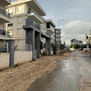 Aksu Belediyesi'nden Macun Mahallesi 2036 Sokak Yolunun Asfaltlanması Talebi
