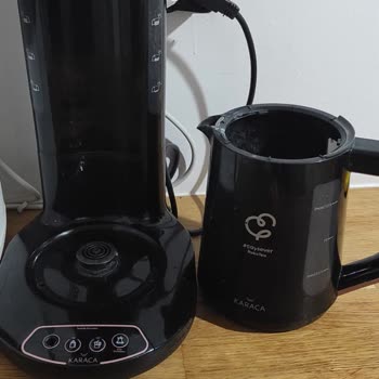 Karaca Çaysever Robotea Rose Gold Çay Makinesinde Demlik Ve Tuş Kırılmaları