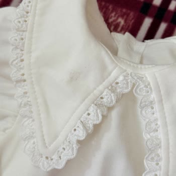Annişkomi Leke İçeren Ürün Ve Engellenen Hesap Nedeniyle Satıcıdan Değişim Talebi
