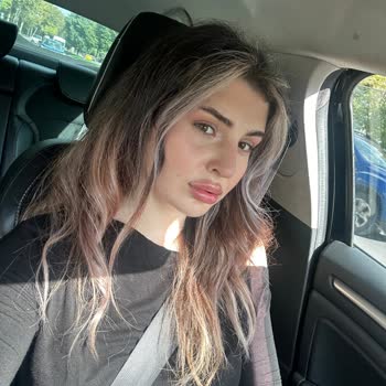 Selin Beauty Bakırköy'de Russian Lips Modeline Uymayan Dudak Dolgusu