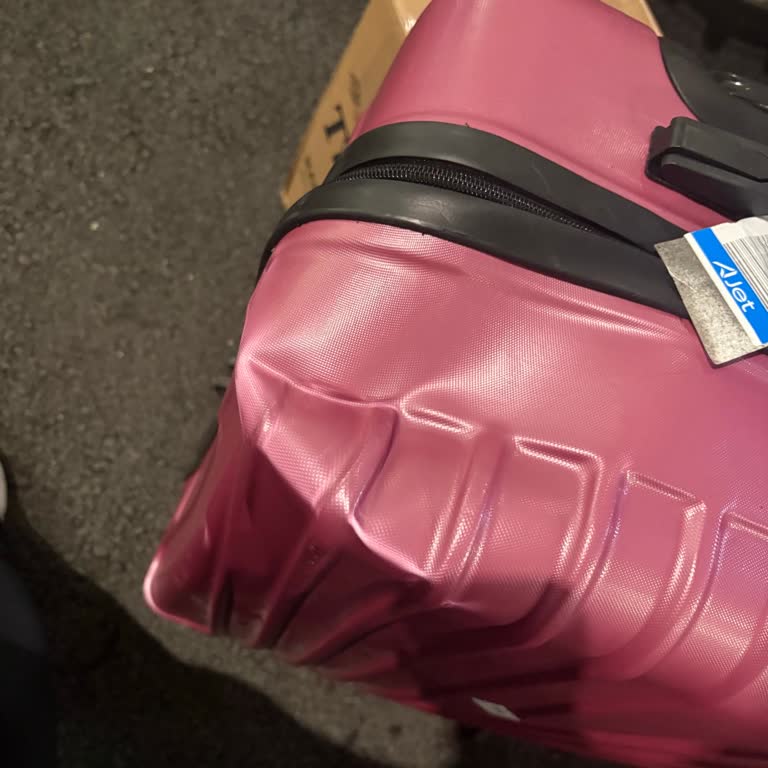 Bavul Hasarı Ve Kayıt Eksikliği Nedeniyle Tazmin Talebi