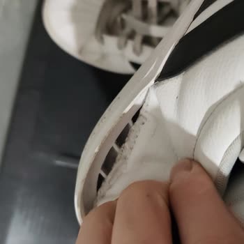 Adidas Ayakkabısının Dört Ayda Açılması Ve İade Reddi