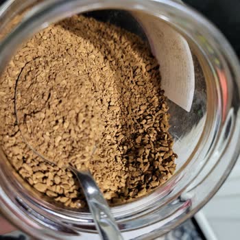 Nescafe Gold Granül Kahvede Nem Ve Bozulma Şikayeti