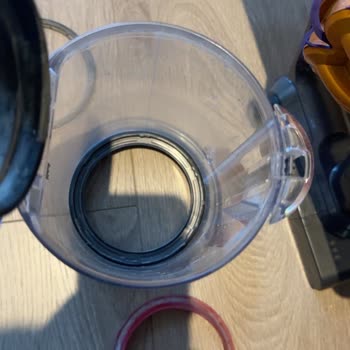 Dyson V15 Süpürgenin Tekrarlayan Conta Problemi Ve Garanti Dışı Onarım Talebi