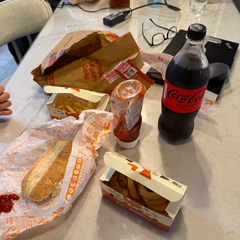 Eksik Tavuk Burger Ve Uzun Bekleme Süresiyle Trendyol GO Sipariş Şikayeti
