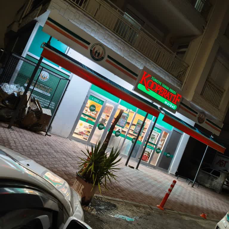 Tarım Kredi Kooperatif Market'te Kapanış Öncesi Müşteri Girişi Reddedildi